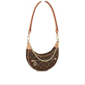 BNIB 2022 Cruise Collection Louis Vuitton Monogram Loop Crescent Bag M81098